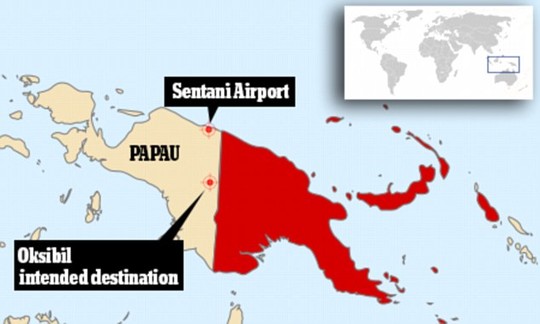 Máy bay Indonesia chở 54 người mất tích - 1