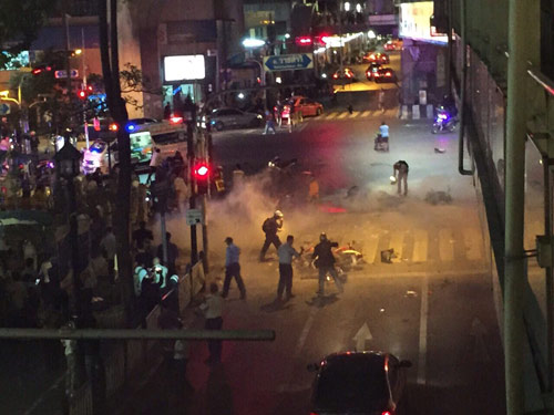 Nổ bom chấn động thủ đô Bangkok, hàng trăm người thương vong - 2