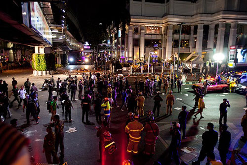 Trung tâm Bangkok tan tác sau vụ nổ bom đẫm máu - 1