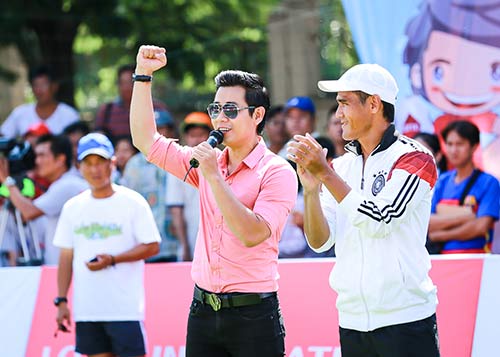 Nguyên Khang, Thanh Thảo Hugo đồng hành cùng quot;Cầu thủ nhíquot; - 4