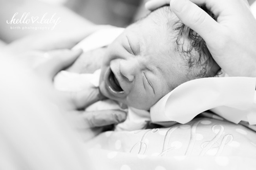 Ca sinh thường đầy nước mắt của cặp đôi đồng tính - 9