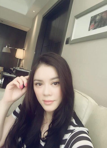 Lý Nhã Kỳ “phản pháo” nghi vấn sử dụng quot;dao kéoquot; - 1
