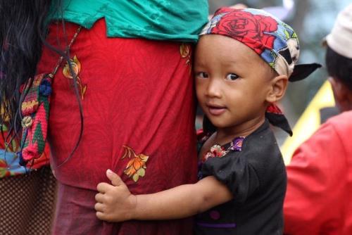 Sau 3 tháng động đất, người dân Nepal vẫn màn trời chiếu đất - 2