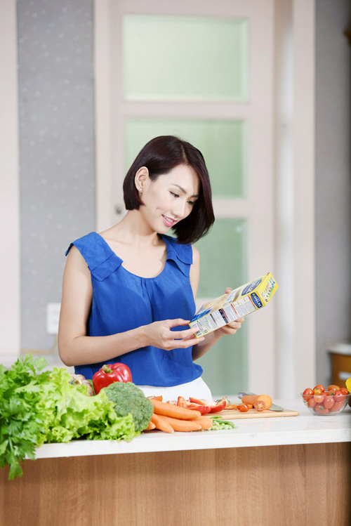 Khi con mẹ lần đầu ăn dặm! - 1