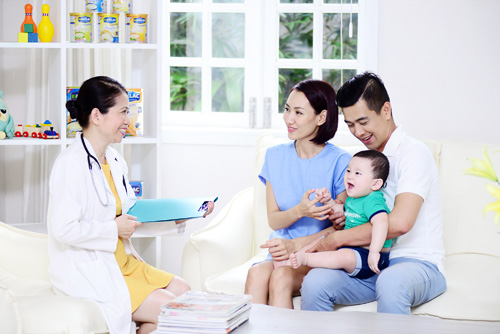 Khi con mẹ lần đầu ăn dặm! - 3