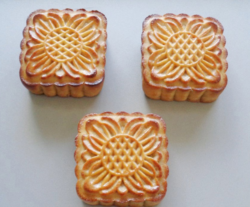 Bánh Trung thu nhân đậu trắng thơm ngon - 11