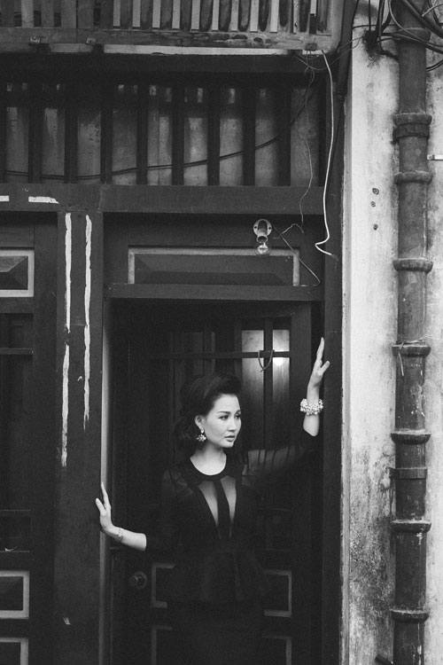 Ngất ngây với thân hình đồng hồ cát của HH quý bà - 5