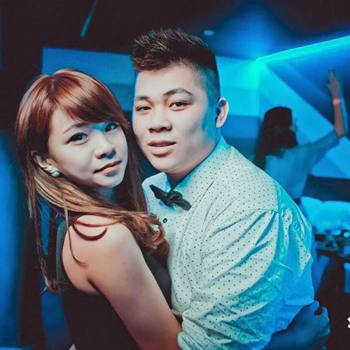 Tình chị em lãng mạn của chàng 134kg và nàng 50kg - 9