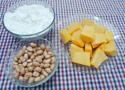 Chè bí đỏ đậu phộng thơm ngon - 1