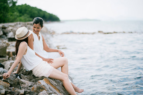 Xúc động bộ ảnh tình yêu của cặp đôi đồng tính nữ - 12