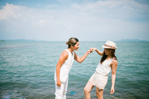 Xúc động bộ ảnh tình yêu của cặp đôi đồng tính nữ - 14