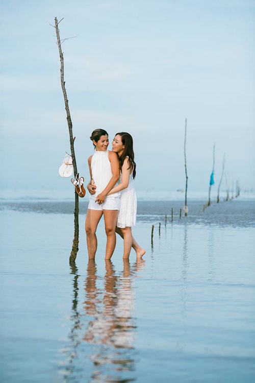 Xúc động bộ ảnh tình yêu của cặp đôi đồng tính nữ - 8