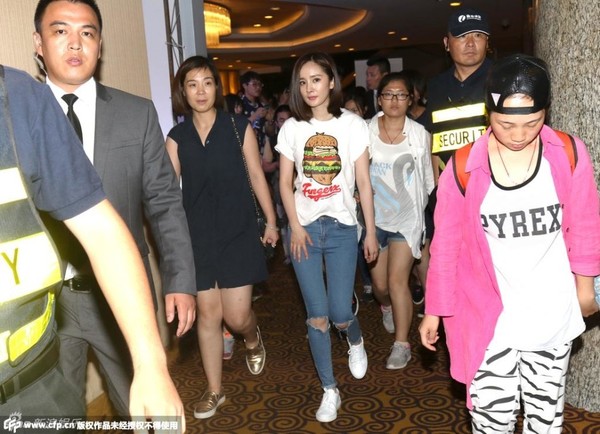 Dương Mịch trẻ trung, xinh đẹp như quot;gái chưa chồngquot; - 3