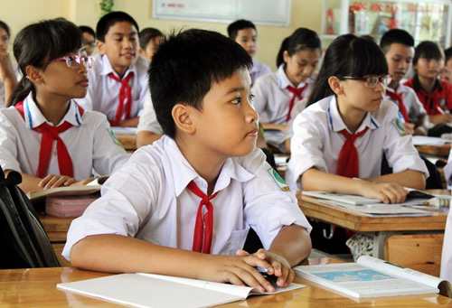 Học sinh lớp 7 nhặt được hơn 14 triệu trả lại người đánh mất - 2