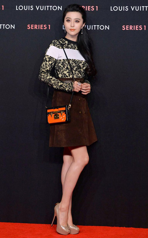 Phạm Băng Băng sắm đầm cao cấp dễ như mua Zara - 11