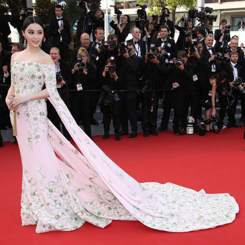 Phạm Băng Băng sắm đầm cao cấp dễ như mua Zara - 1