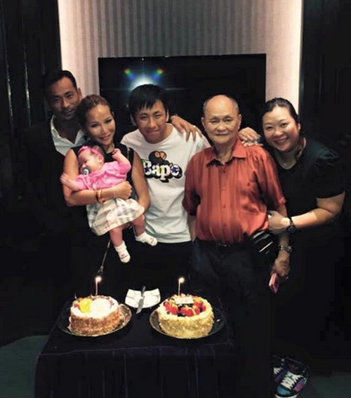 Bỏ bê vợ cả, tỷ phú Hongkong sang Hàn cùng bồ nhí - 3