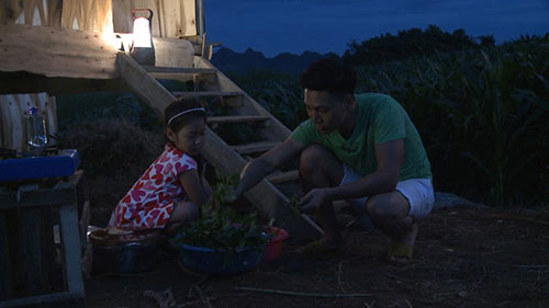 Tập 11 Bố ơi mùa 2: Trải nghiệm cho bò ăn cỏ ở cao nguyên Mộc Châu - 9