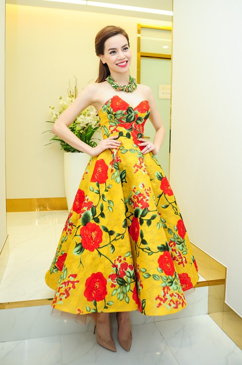 Ông ngoại đưa Subeo đi cổ vũ Hà Hồ - 2