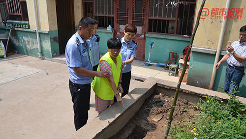 TQ: Bé 5 tuổi bị sát hại vì quot;thông minh hơn con hàng xómquot; - 2