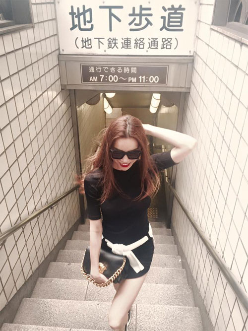 Việt Trinh “đóng cửa” trang cá nhân vì áp lực dư luận - 3