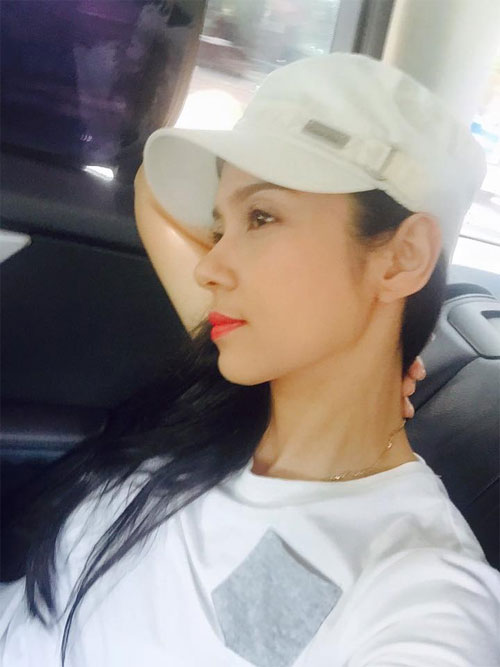 Việt Trinh “đóng cửa” trang cá nhân vì áp lực dư luận - 1