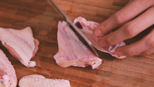 Cánh gà chiên sả, mật ong thơm lừng - 1