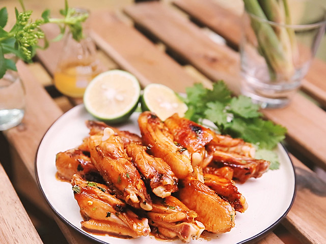 Cánh gà chiên sả, mật ong thơm lừng - 11