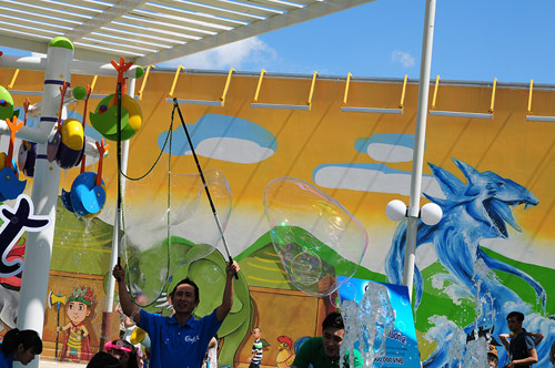 Bong bóng thơm khổng lồ xuất hiện tại Việt Nam - 2