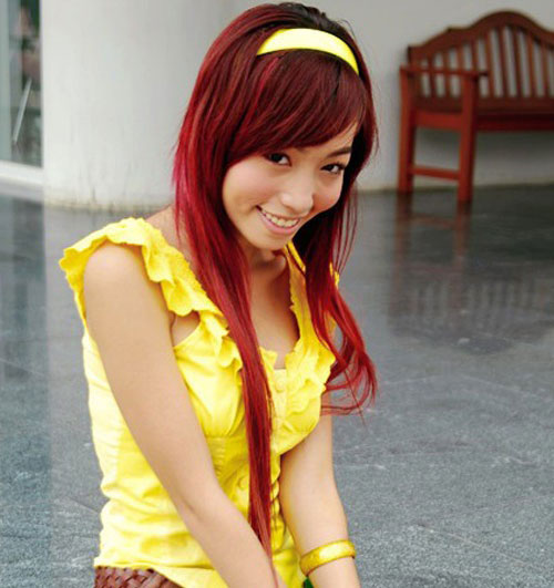 Nhan sắc Elly Trần, Thuỷ Top thời chưa nổi tiếng - 1