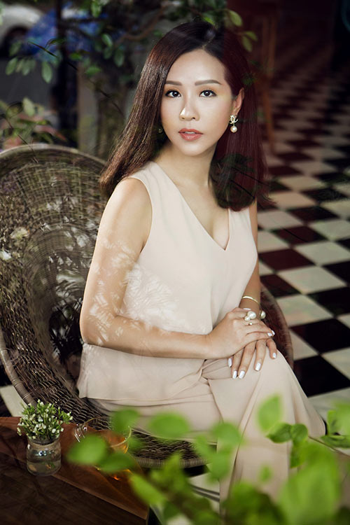 HH Thu Hoài đẹp mặn mà, cuốn hút tuổi 40 - 2