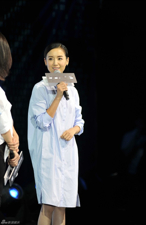 Bà xã Châu Kiệt Luân gọn gàng sau 1 tháng sinh con - 9