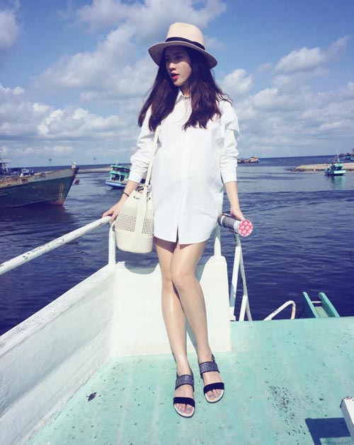 Sau sinh đôi 3 tháng, mẹ 9x eo thon đến ngỡ ngàng - 5