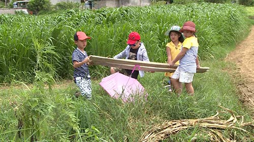 Tập 12 Bố ơi mùa 2: Xuân Bắc dạy quot;trai phốquot; Đỗ Minh làm diều - 6