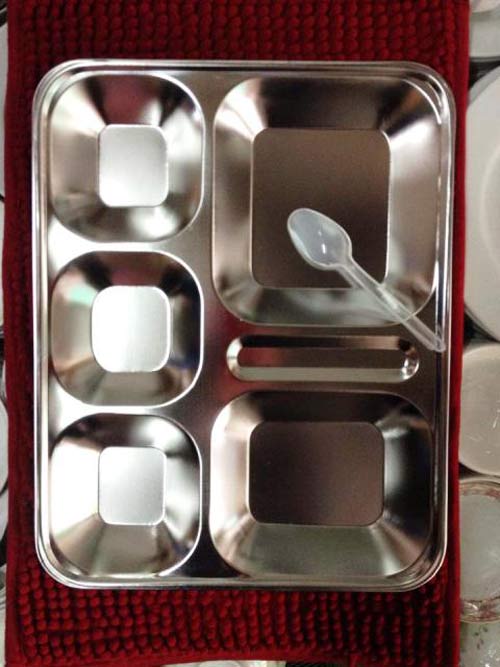 Bệnh nhân tâm thần ở Nghệ An đã có bữa cơm ngon hơn - 2