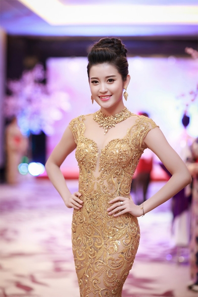 Huyền My sẽ soán ngôi sexy của Mai Phương Thúy? - 12