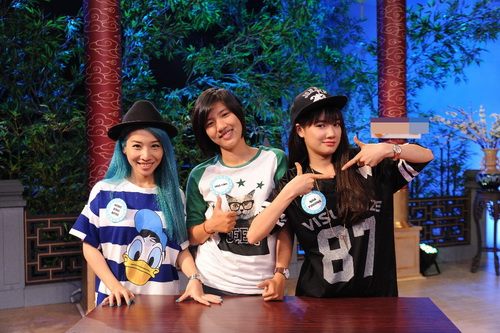 Nhã Phương công khai nói yêu Trường Giang - 4