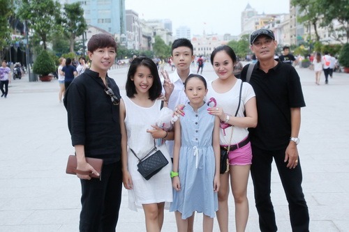 Con gái Long Nhật ngày càng ra dáng thiếu nữ - 9