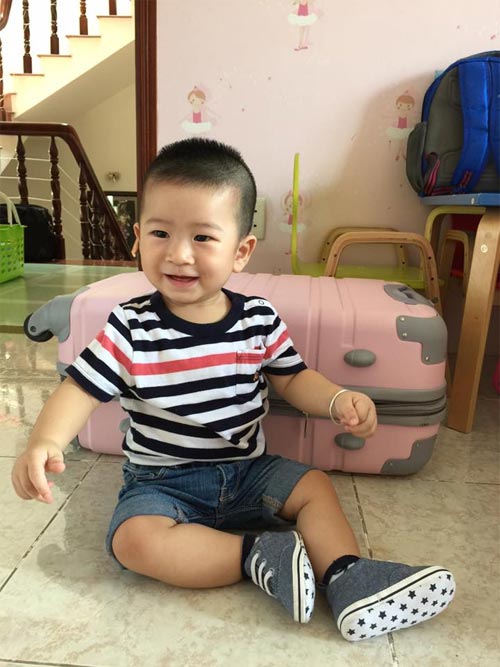 MC Diễm Quỳnh thướt tha dưới Cột cờ Hà Nội - 14