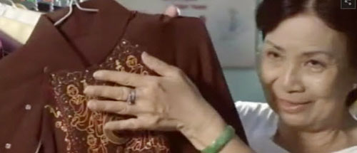 Cô giáo với bộ sưu tập áo dài từ các tác phẩm văn học - 3