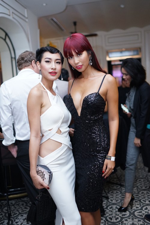Giai nhân Việt đua nhau khoa trương cơ thể tại sự kiện - 1