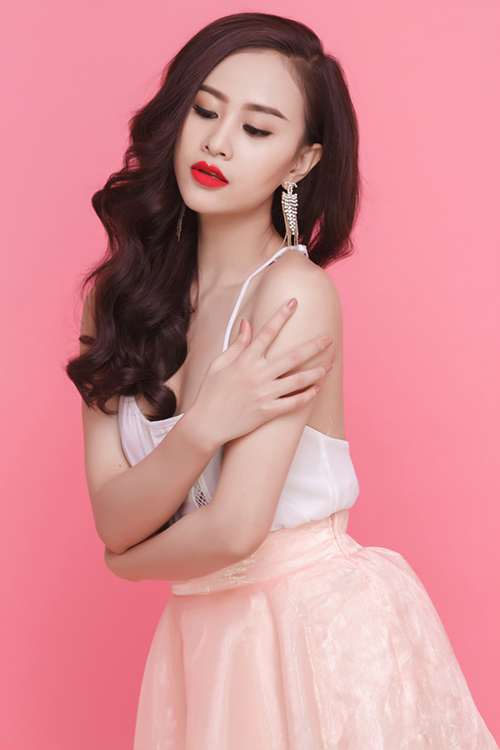 Hà Thuý Anh gây xúc động với ca khúc về mẹ - 4