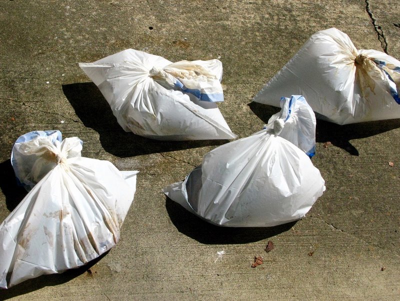 Biến chảo gang cũ sạch bong như mới - 2