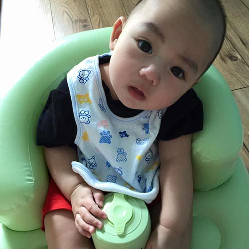 quot;Ngẩn ngơquot; vì vẻ đáng yêu của con trai Ngọc Thạch - 6