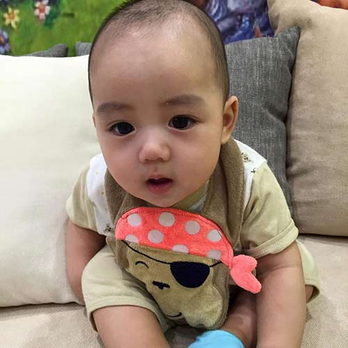 quot;Ngẩn ngơquot; vì vẻ đáng yêu của con trai Ngọc Thạch - 7