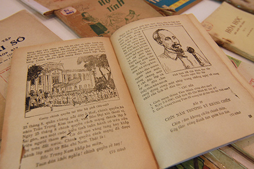 Ngắm gian sách cổ được triển lãm dịp Quốc khánh - 9