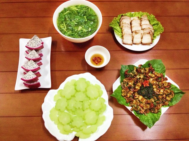 Bữa cơm hấp dẫn với 100.000 đồng - 1