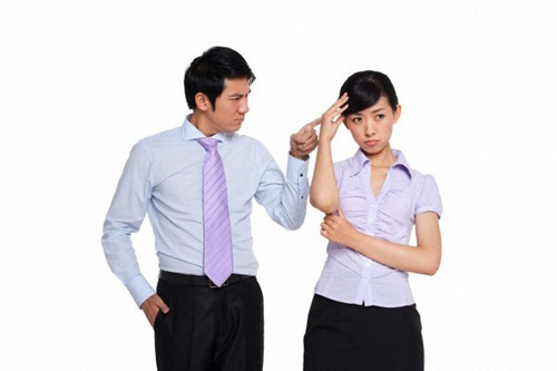 Đàn ông đánh vợ là… hèn - 1