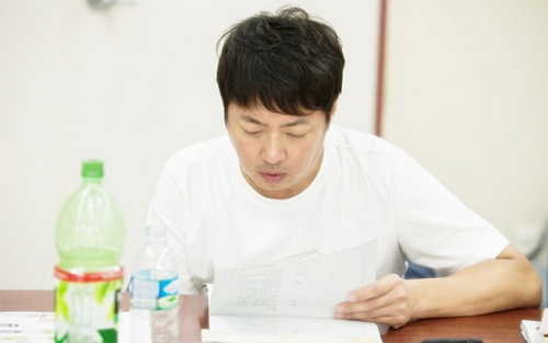 Lee Young Ae đẹp thuần khiết ngày tái xuất - 5