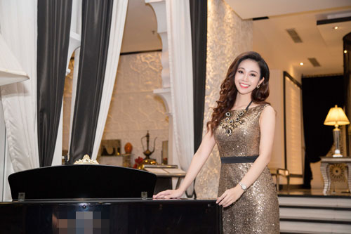 MC Thùy Linh ngày càng đẹp mặn mà, quyến rũ - 3